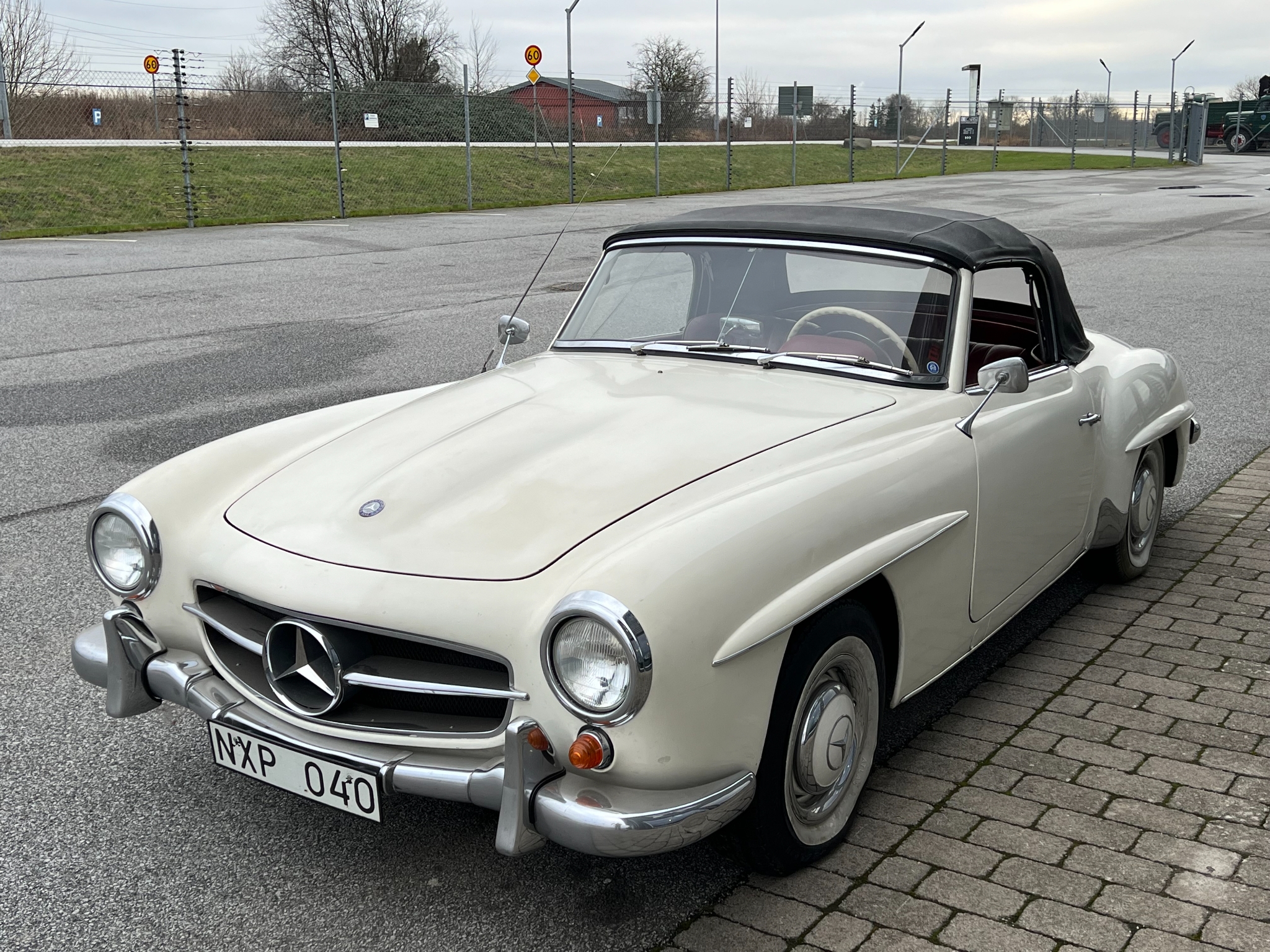 Mercedes-Benz 190 1961, bild 6/26