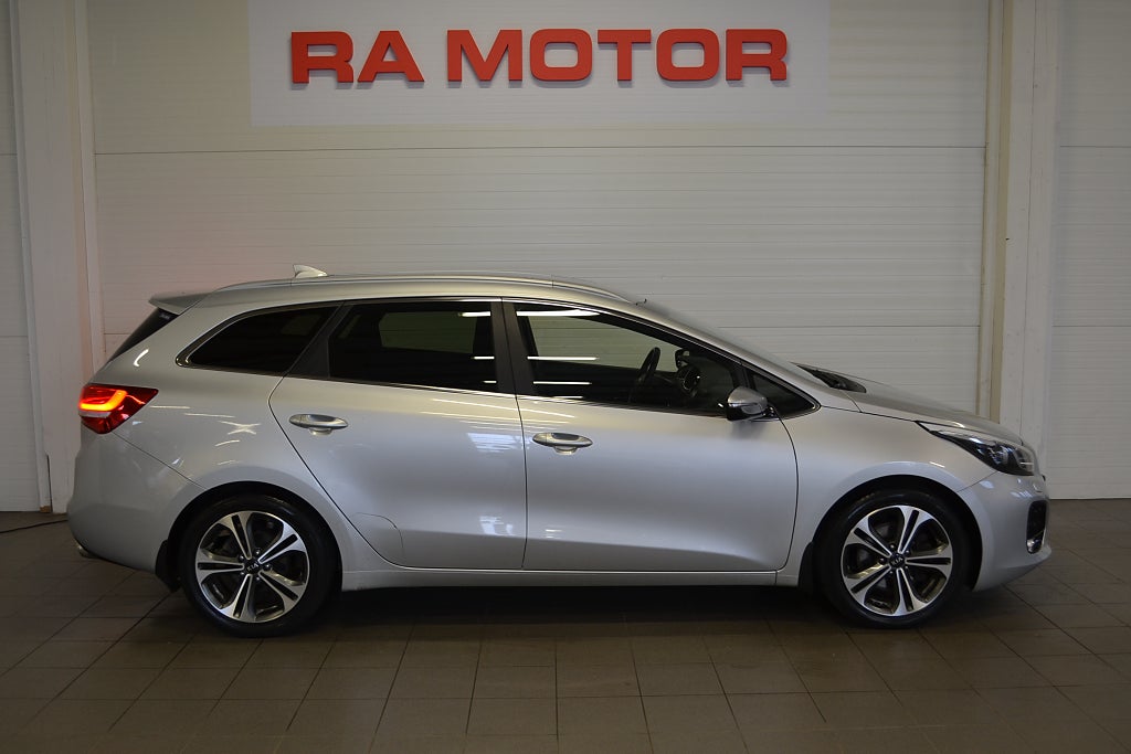 Kia Ceed cee'd_sw 1.6 CRDi 136hk  GT-Line | Kamera | Navi | 2017