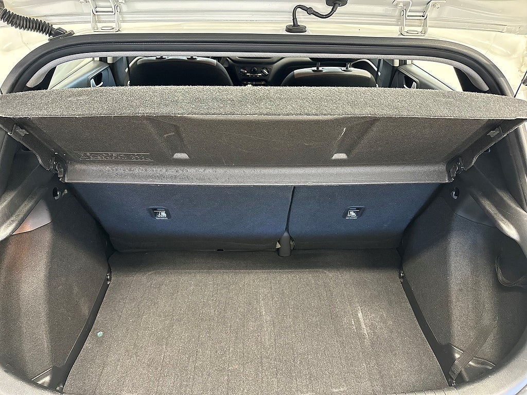 Hyundai i20 Comfort 1.2 Manuell, 84hk/Ratt Värme/LED RAMP