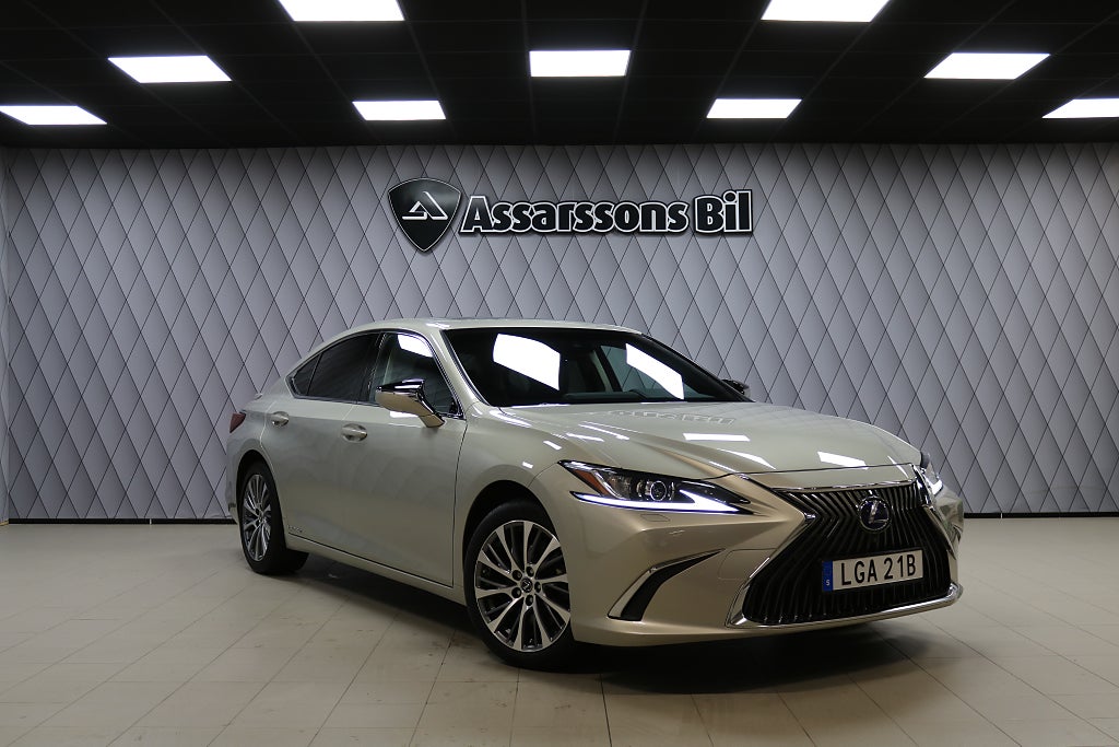 Lexus ES