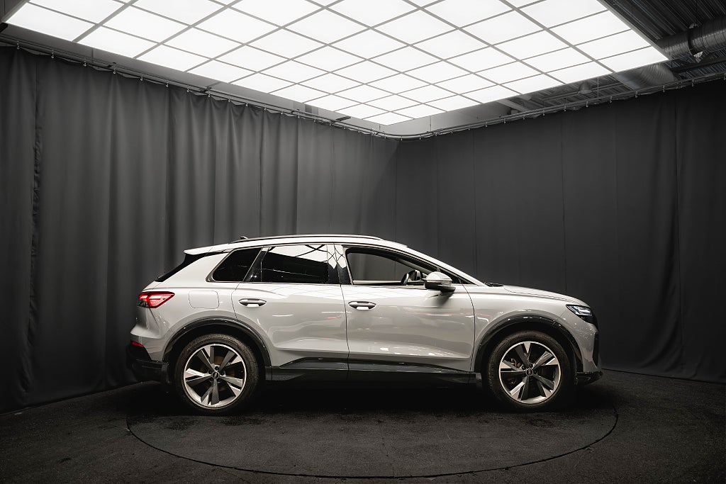 Audi Q4 e-tron 50 QUATTRO PRO ADVANCED 20 LÄDER DRAG KAMERA SONOS MOM