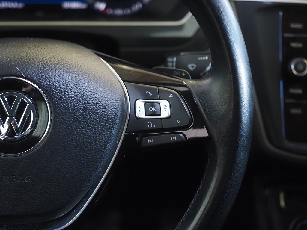 Volkswagen Tiguan TDI 190hk GT 4M R-Line | D-värm | Drag | Cockpit | 2018