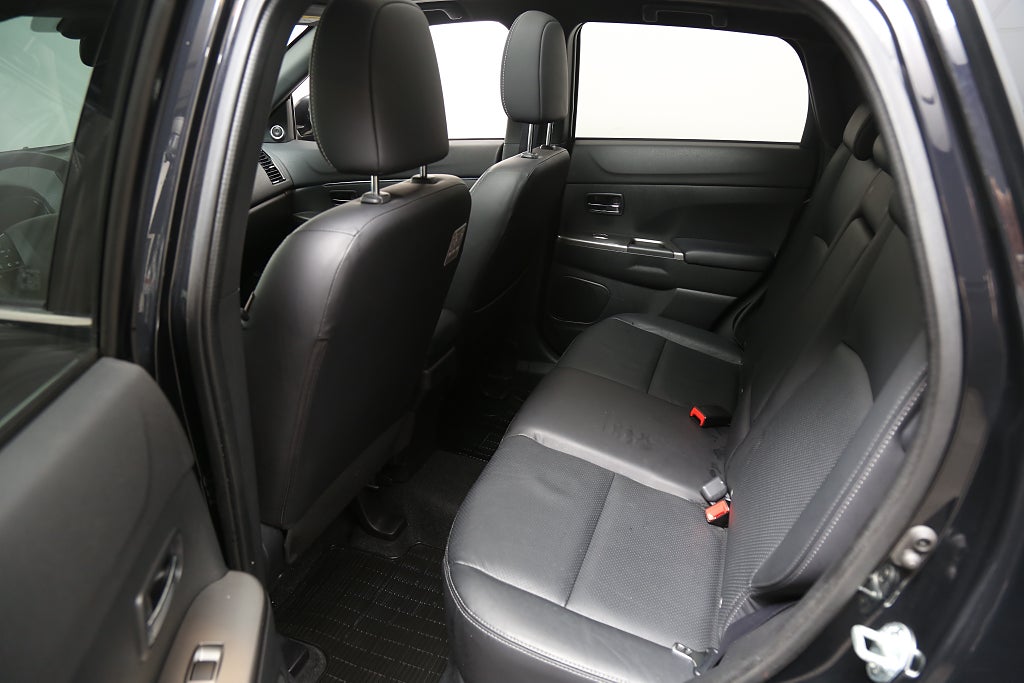Mitsubishi ASX 2,0 150hk Business 4WD Aut Pano Skinn P-Värmare Drag 2020