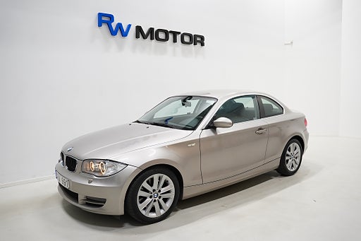 BMW 123 d Coupé Steptronic 204hk Advantage Farthållare