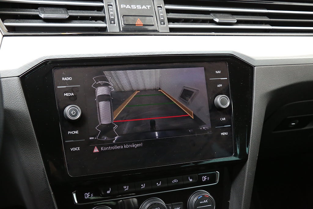 Volkswagen Passat GTE 218hk DSG Sportscombi Navi Kamera Drag 2020