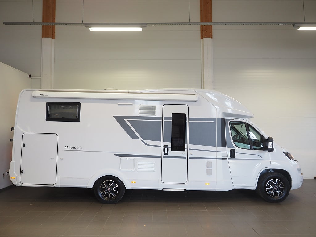 Adria Matrix Axess 670 SL 3500kg I Markis I Cykelställ