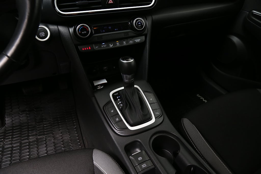 Hyundai Kona Hybrid 1,6 GDI 141hk Premium HEV Aut Dragkrok 2020