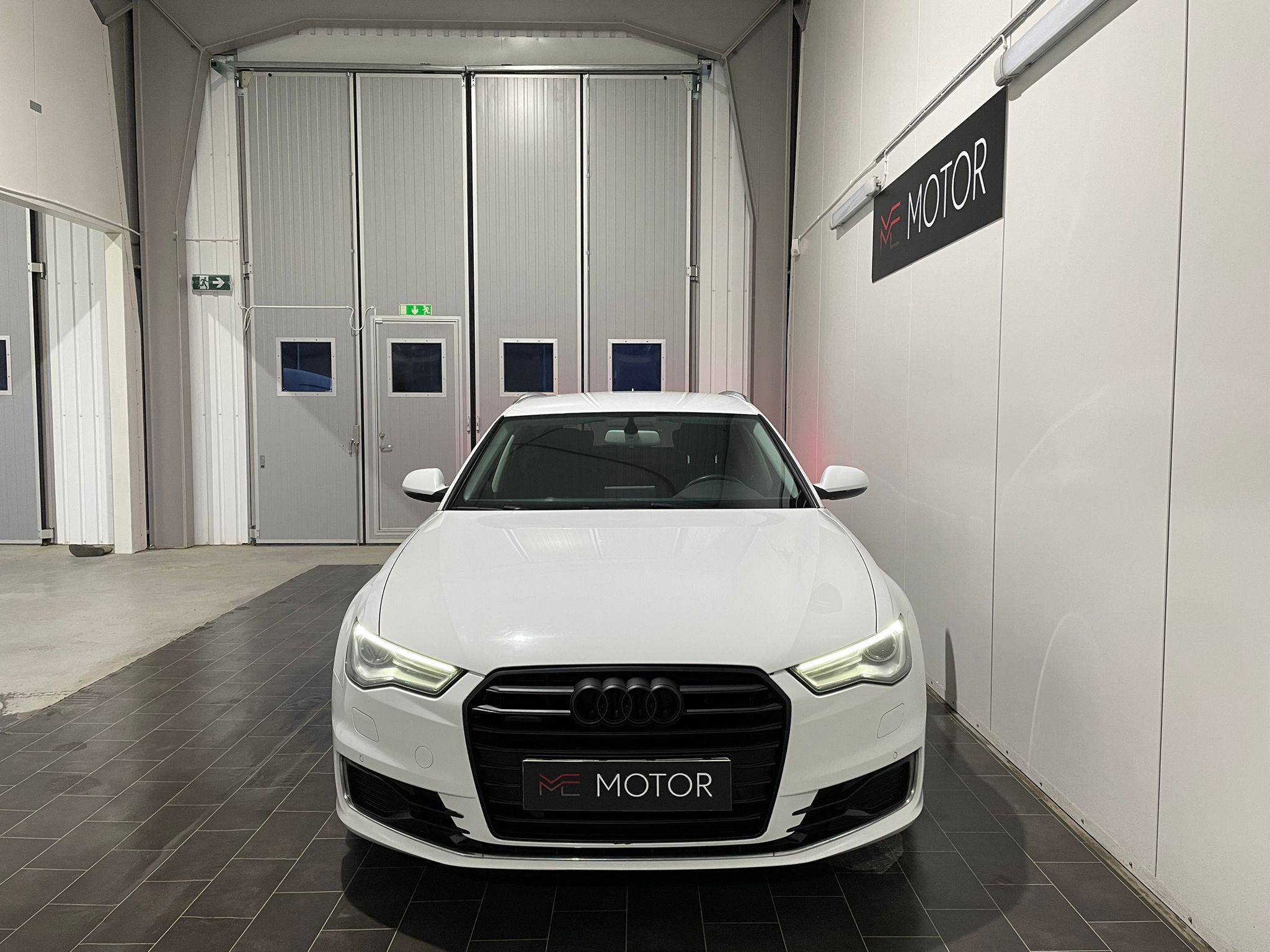 Audi A6 2015, bild 2/10
