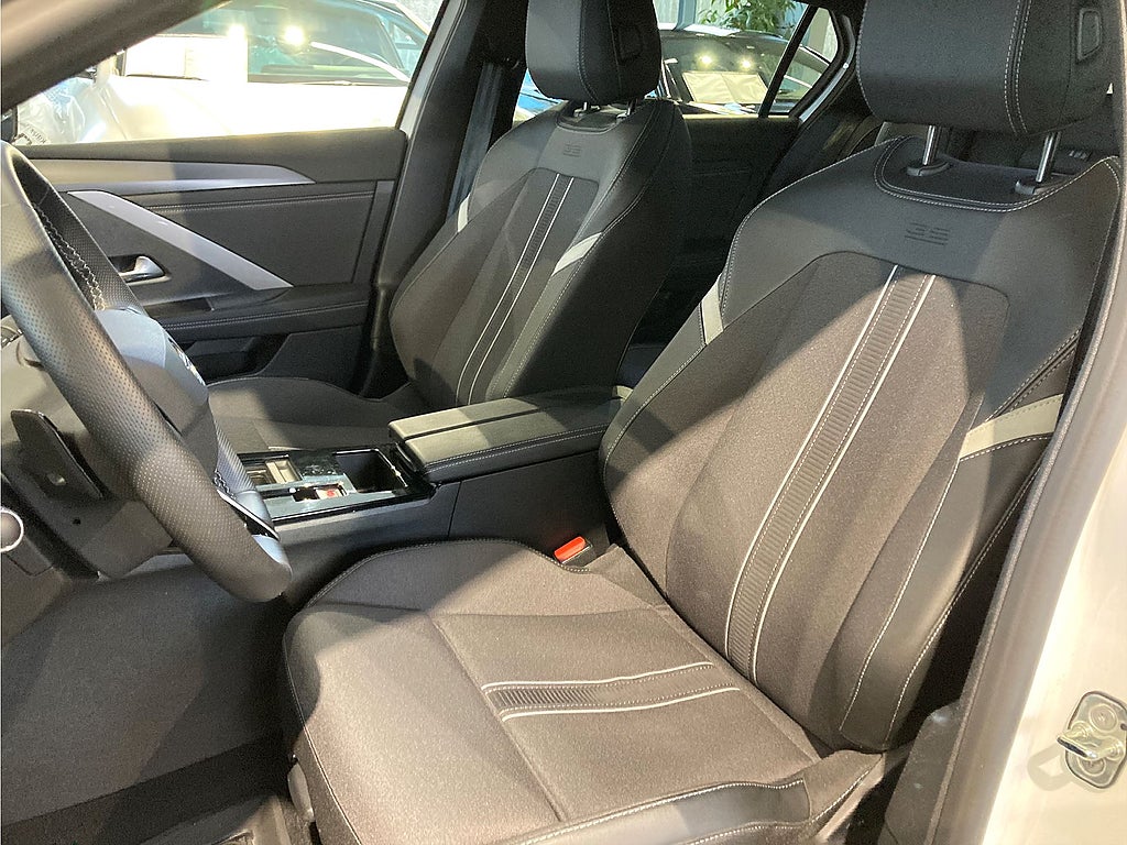 Bild på Opel Astra GS P130 Aut - DEMO