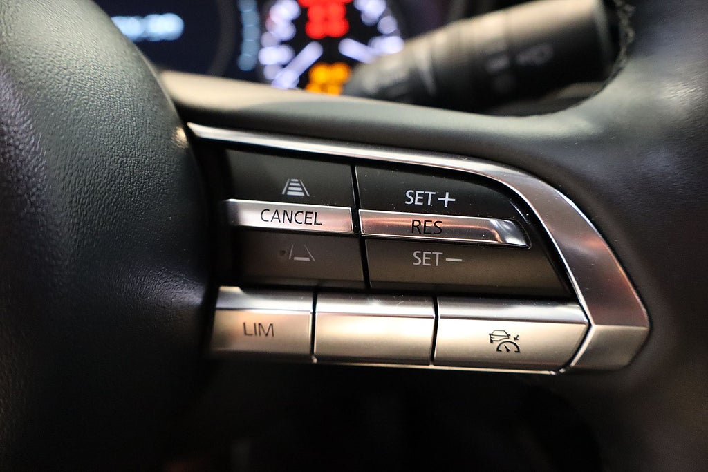 Bild på Mazda CX-30 Sky 2.0 SKYACTIV-X M 150hk - B-KAMERA, CARPLAY