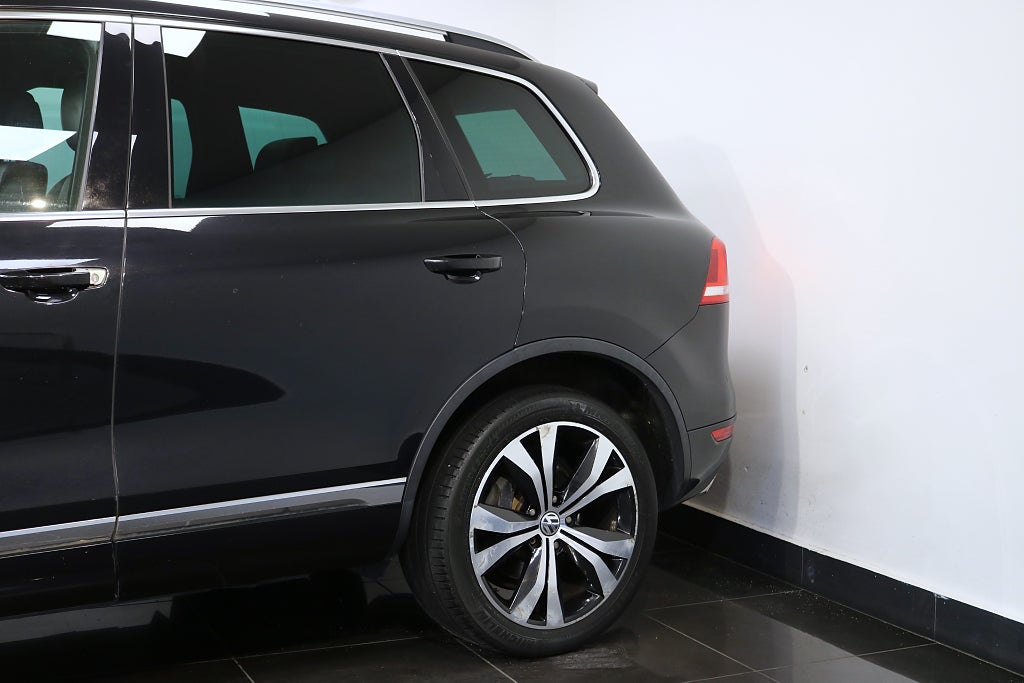 Volkswagen Touareg 2012 - miniatyr 27