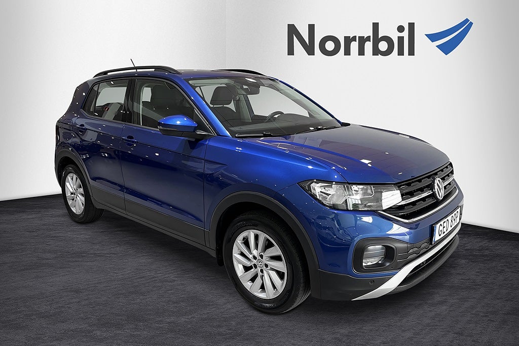 Volkswagen T-CROSS TSI 95 Backkamera Dragkrok