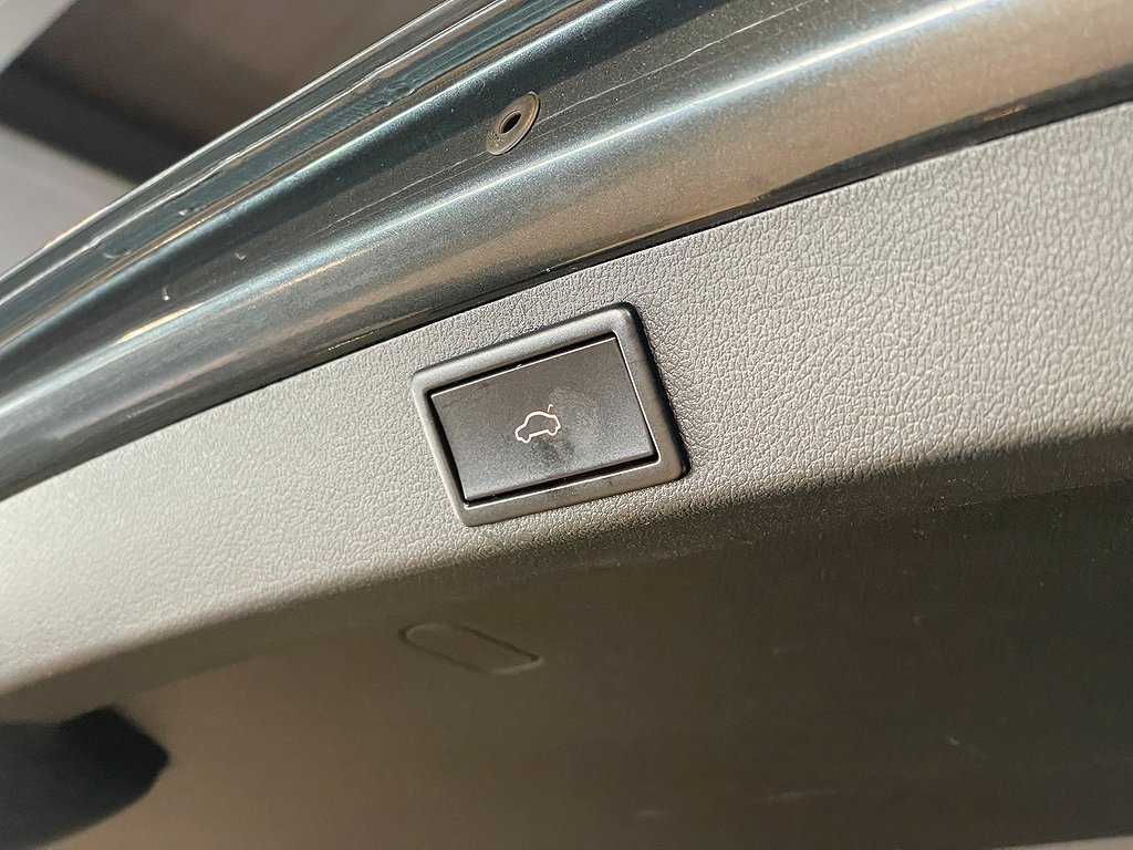 Skoda Octavia 1.5 TSI 150hk Premium |Drag|Värmare|Navi| 2020