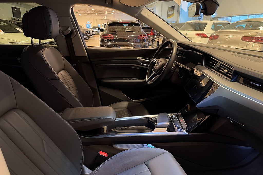Audi Q8 e-tron 50 quattro Drag Kamera Moms  Navi P-värm Proline miniatyr 18