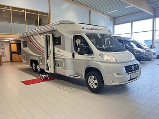 Husbil-halvintegrerad Kabe TM 880 LB 2 av 26