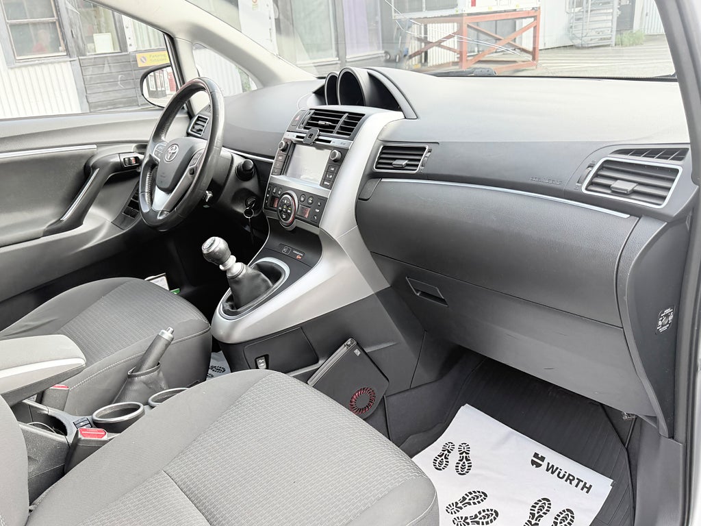 Toyota Verso 1.6 Manual, 111hp, 2014