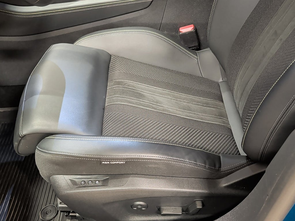 Peugeot 308 GT 1.2 PureTech 130hk Aut Nav/360° kamera – bild 17