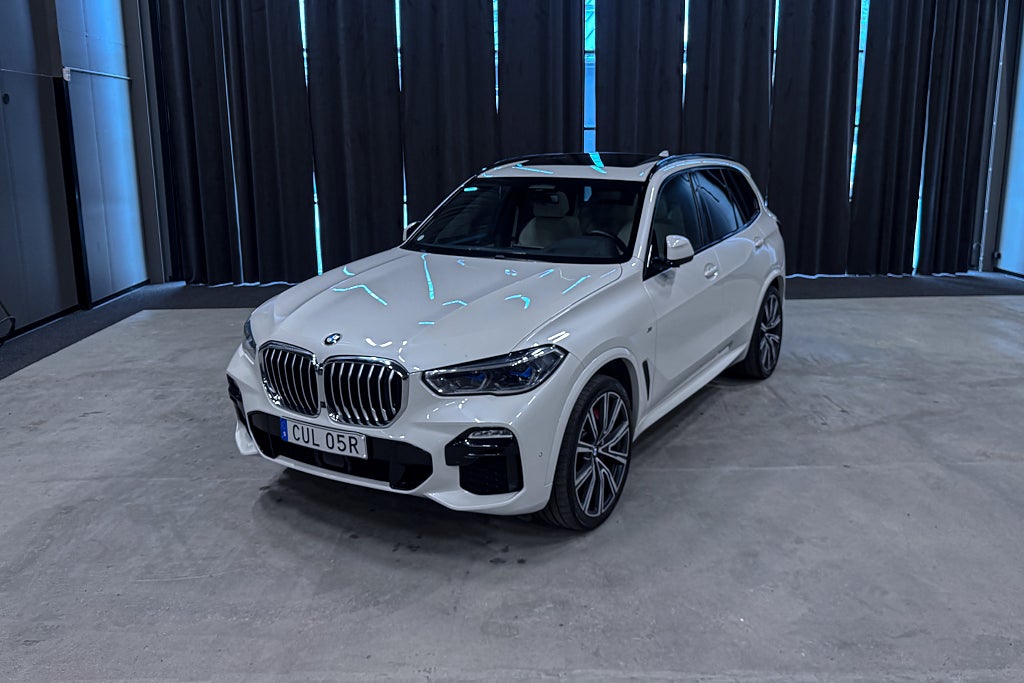 BMW X5 xDrive40d M Sport|B&W|Massage|SESPEC