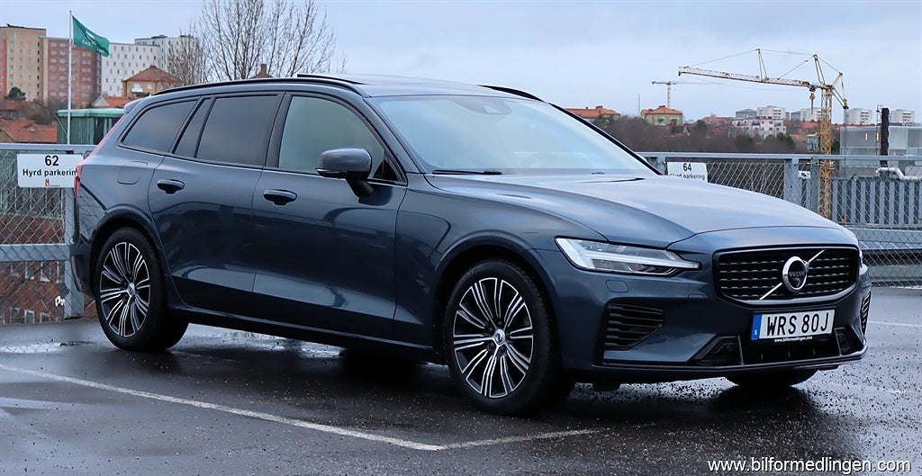 Volvo V60 T8 2.0 Recharge AWD R Design S/V-hjul