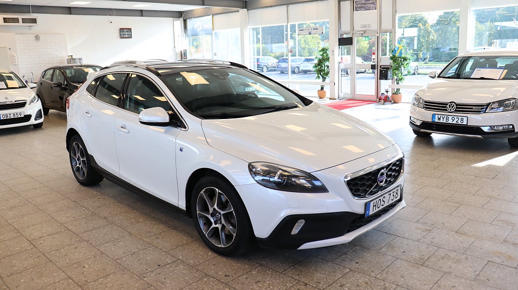 Volvo V40 Cross Country D3 Geartronic Ocean Race Business  Edition Nyservad