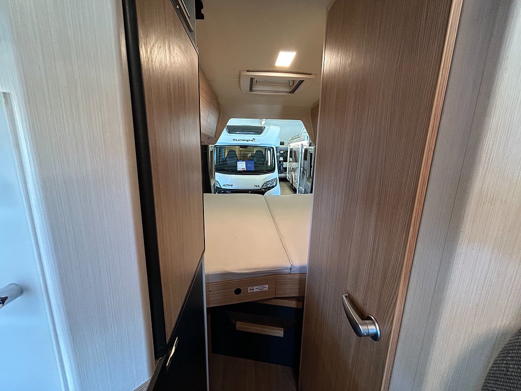 Knaus Boxlife R19 / Backkamera / Höj & Sänkbarsäng /Litium / Solcell  - Knaus