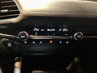 Mazda 3 Hatchback 2.0 M Hybrid Backkamera & Motorvärmare
