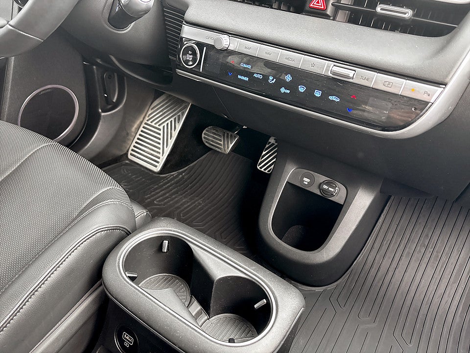 Bild på Hyundai IONIQ 5 Komfortpaket Plus 77.4 kWh 228hk B-KAMERA CARPLAY DRAG