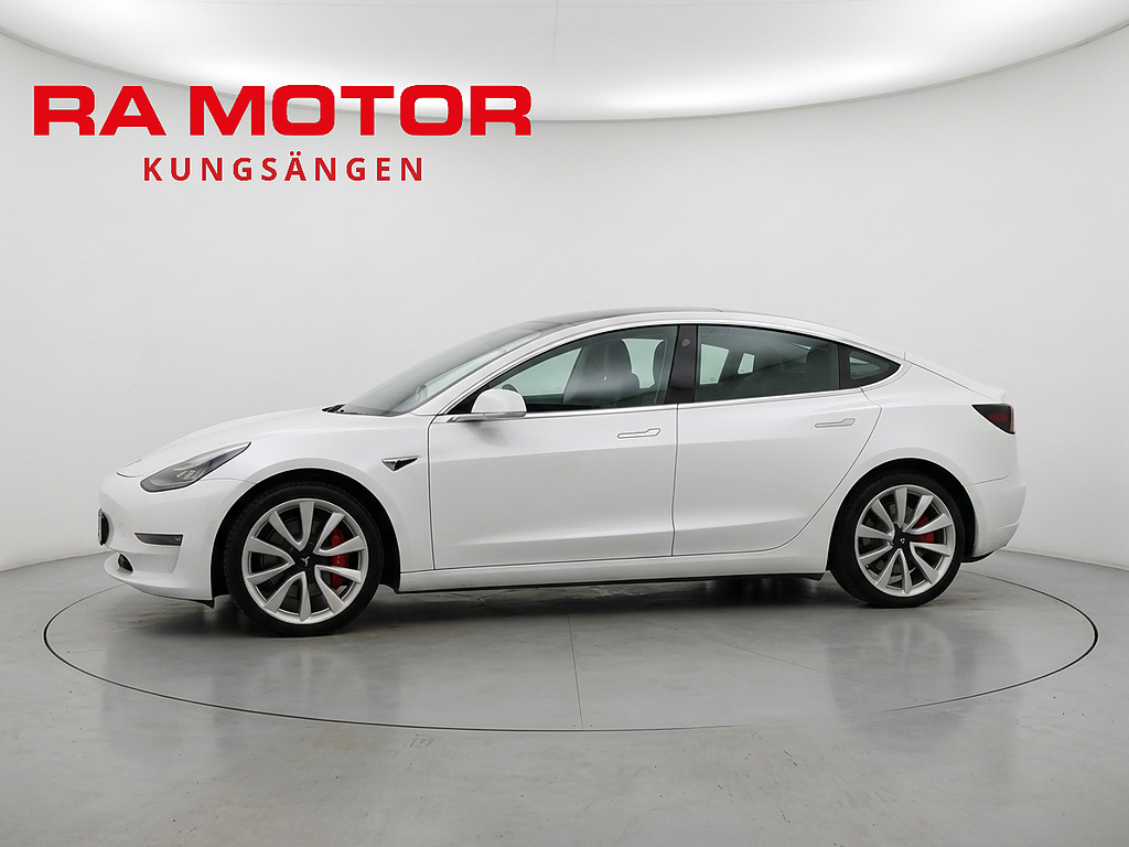Tesla Model 3 Performance 513hk AWD | Pano | Skinn | Kamera | AP 2019