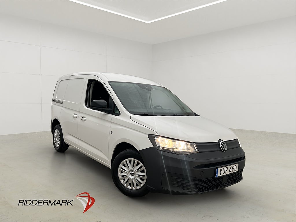 Volkswagen Caddy Cargo 2.0TDI Värm Drag Kamera CARPLAY Moms