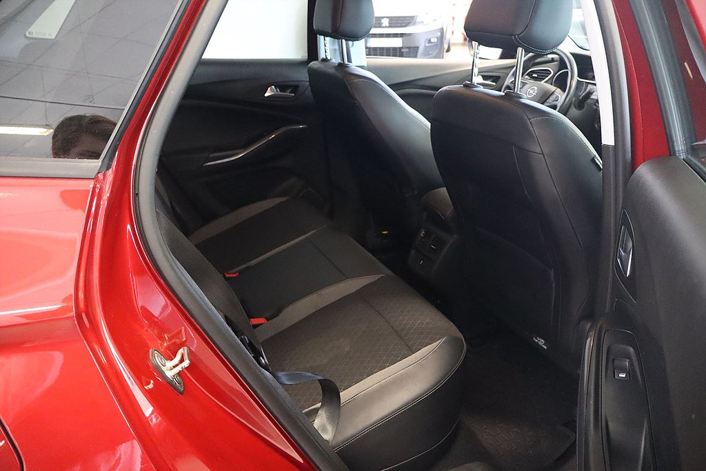 Bild på Opel Grandland X Designline PHEV 300hk Aut AWD - B-KAMERA, CARPLAY