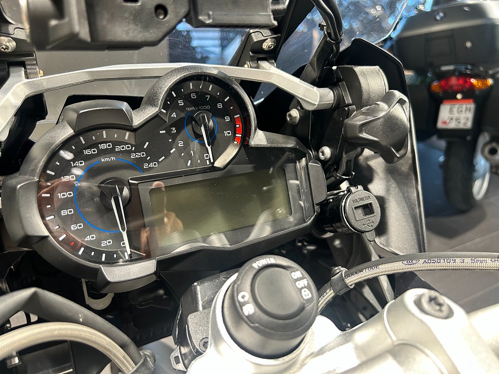 BMW R1200GS /3,45%/Exclusive/3st Vario-väskor/2306 mil