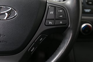 Halvkombi Hyundai i10 11 av 21