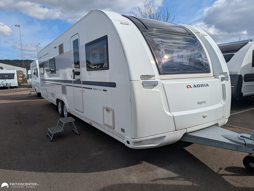 Adria ALPINA 763 UK *AC / ALDE / Barnkammare
