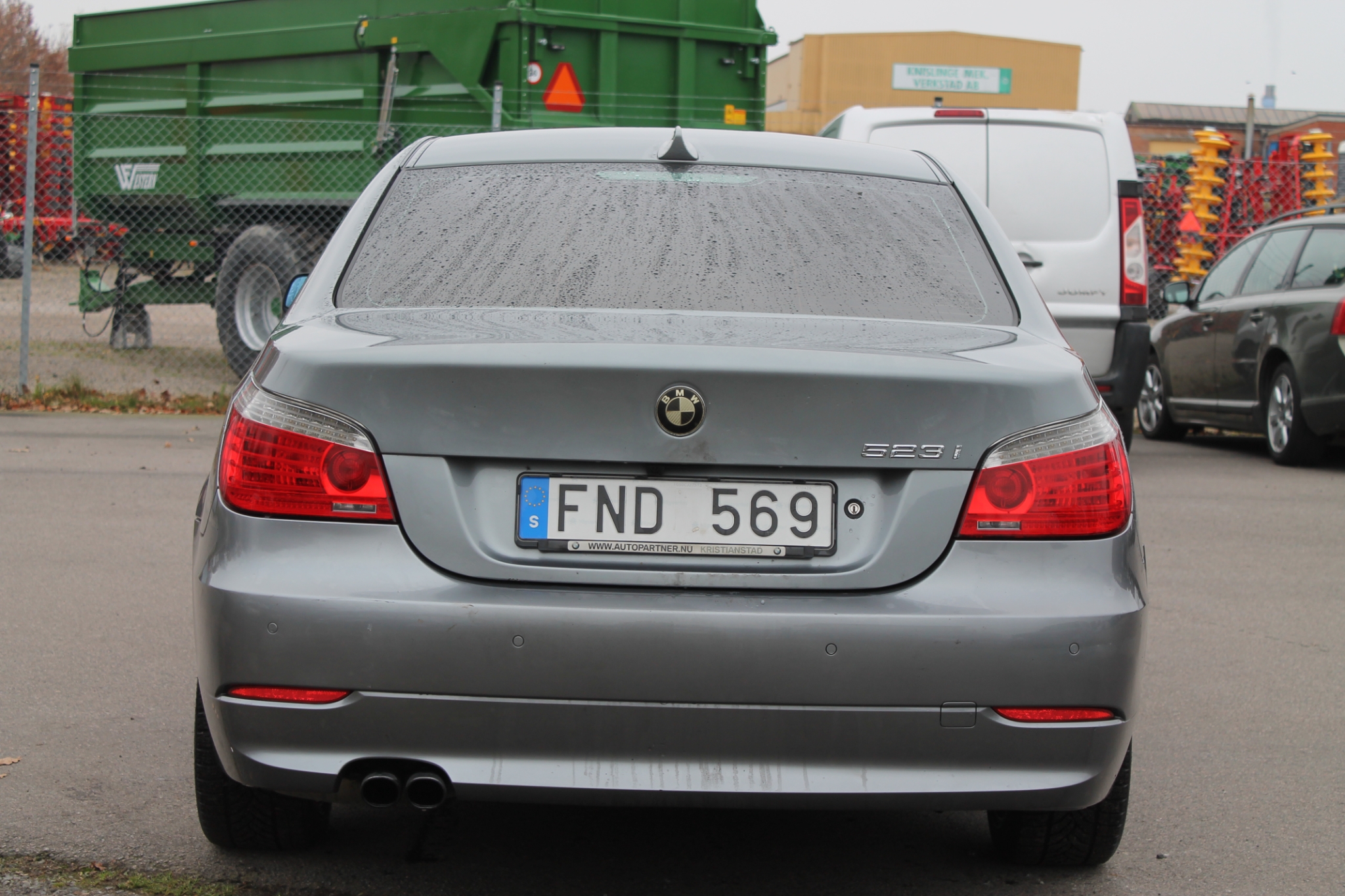 BMW 523 i Sedan Euro 4 2007, bild 4/34