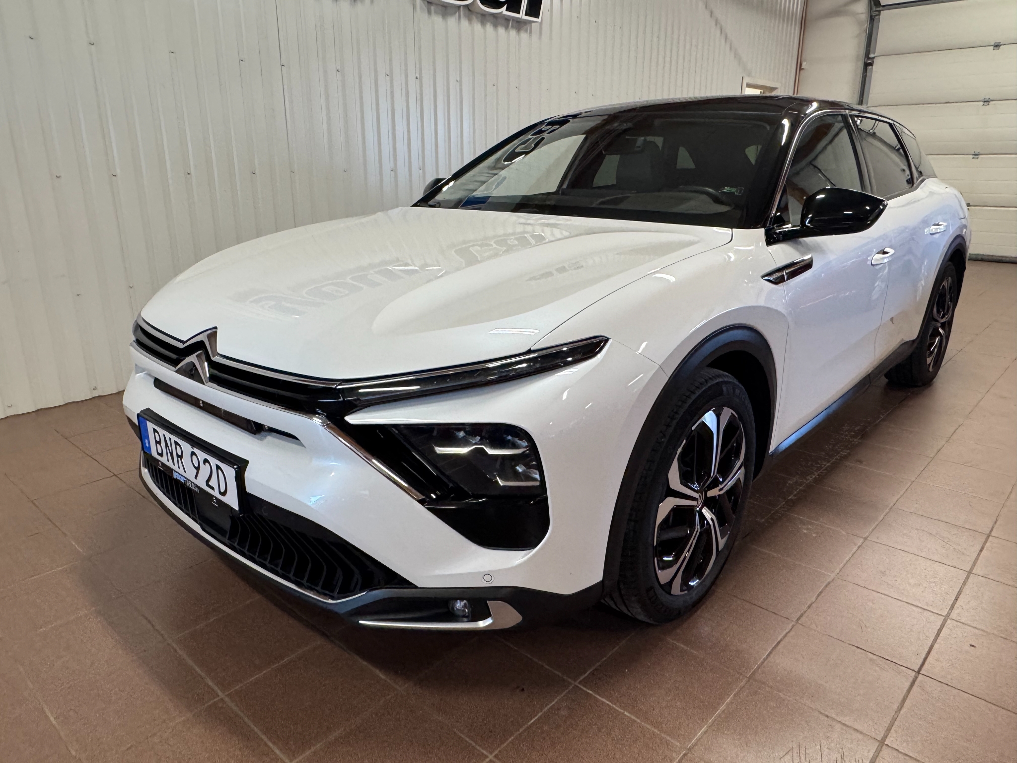 Citroen C5 X 2023, photo 4/42