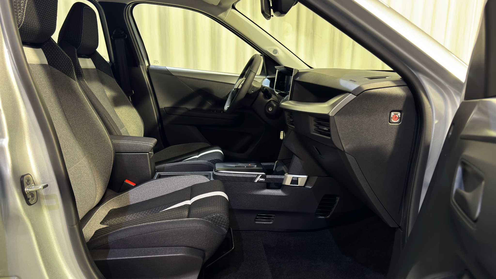 Opel Frontera 2026, bild 2/10