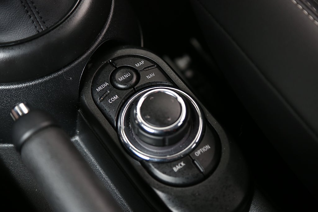 MINI Cooper S Experience 178hk Aut 5-dörrars Navi CarPlay Kamera 2024