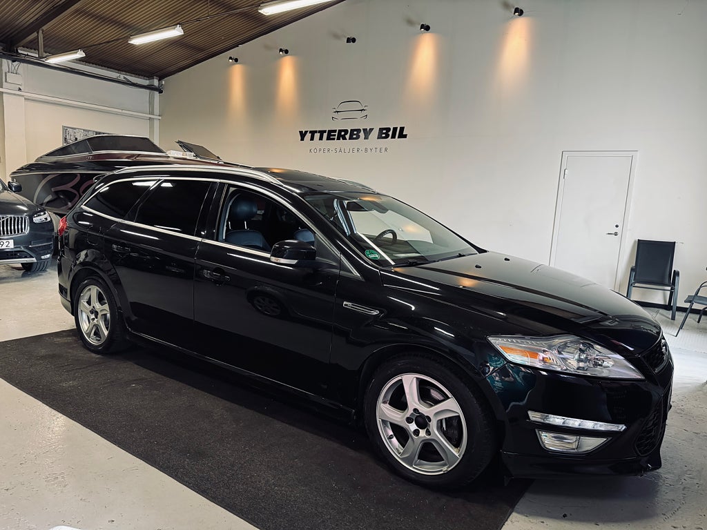 Ford Mondeo Kombi 2.0 TDCi Powershift Titanium Taklucka SOV Hjul 
