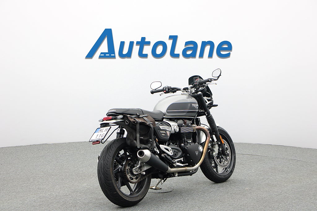 Triumph Speed Twin* Nytt framdäck Nyservad*