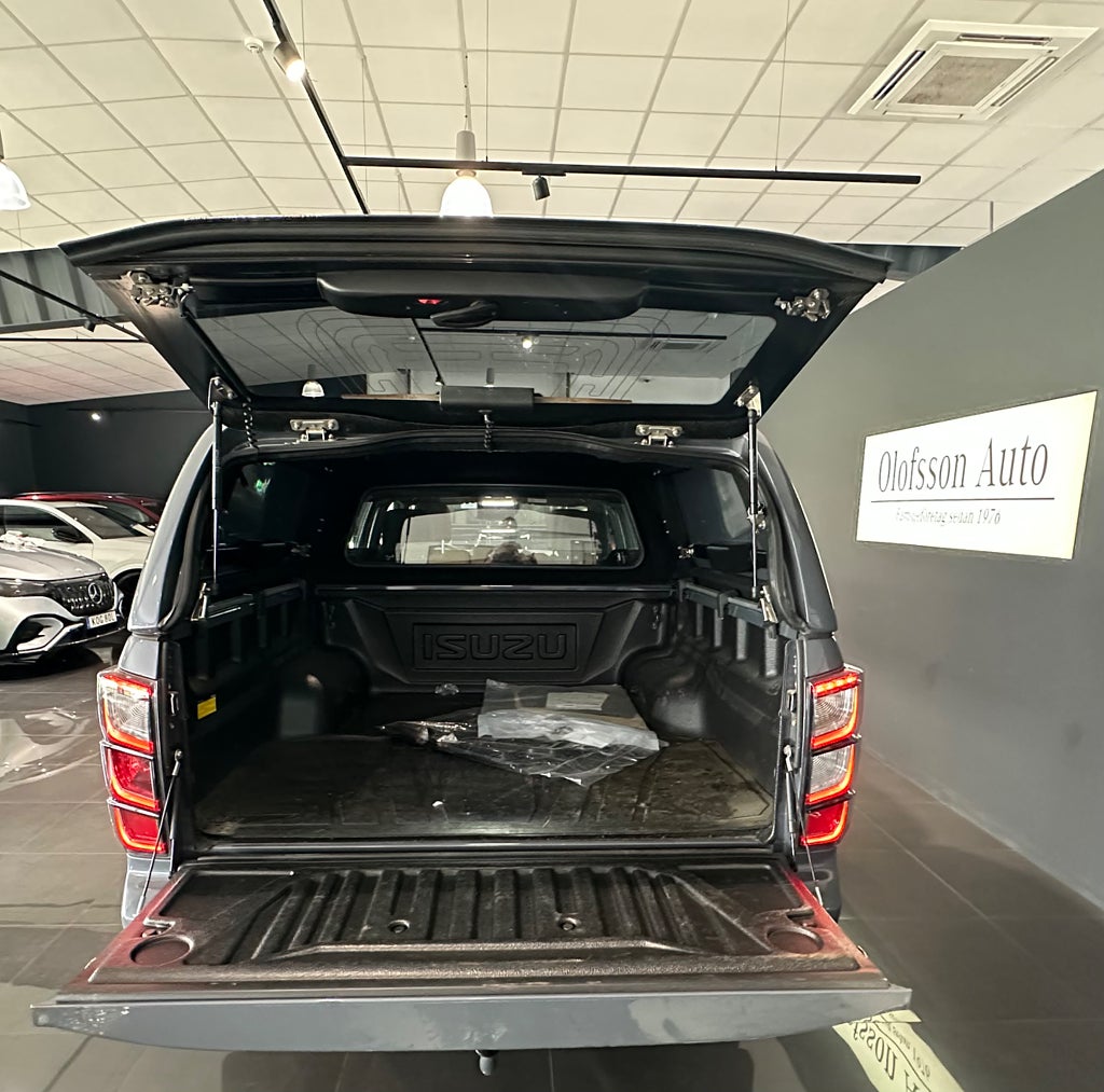 Isuzu D-Max Crew Cab XRX 1.9 CNG 4WD Kåpa Värmare - bild 14