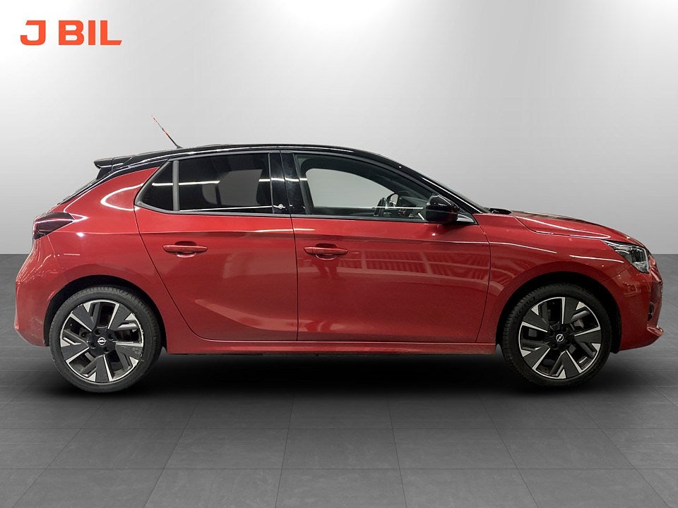 Bild på Opel Corsa-e GSi 50kWh 136hk Aut - B-KAMERA, CARPLAY