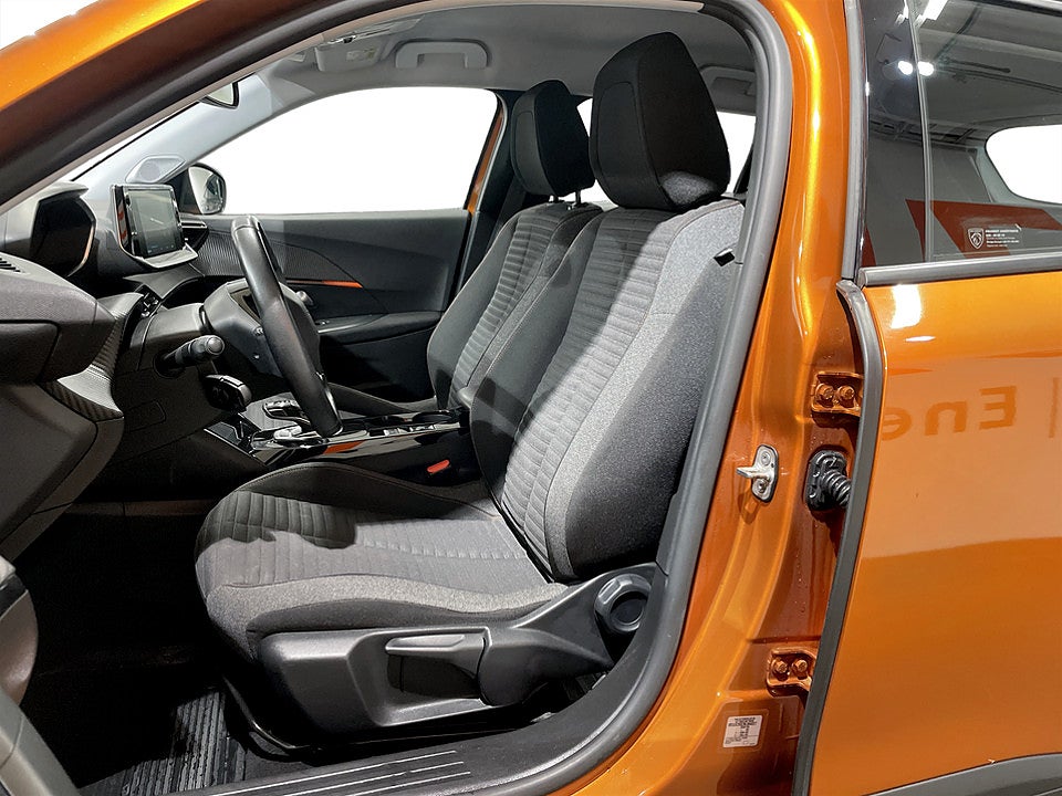 Bild på Peugeot E-2008 Active 136hk Aut KAMPANJRÄNTA 3,99%