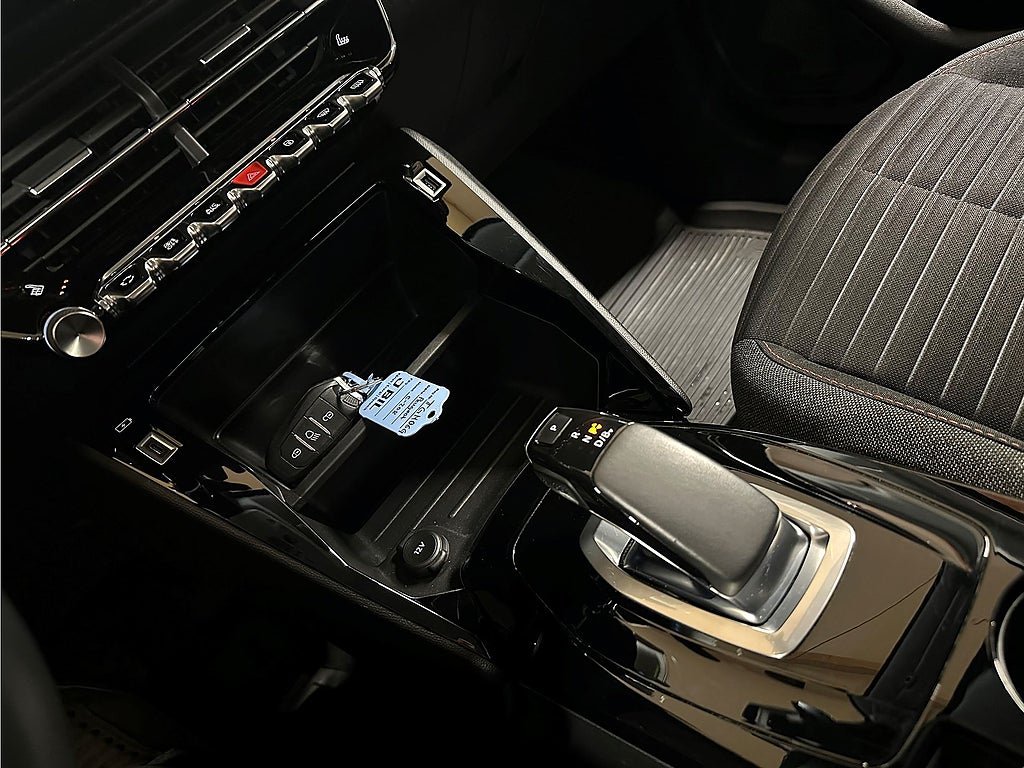 Bild på Peugeot E-208 Active Pack 50 kWh 136hk Aut - CARPLAY, KEYLESS