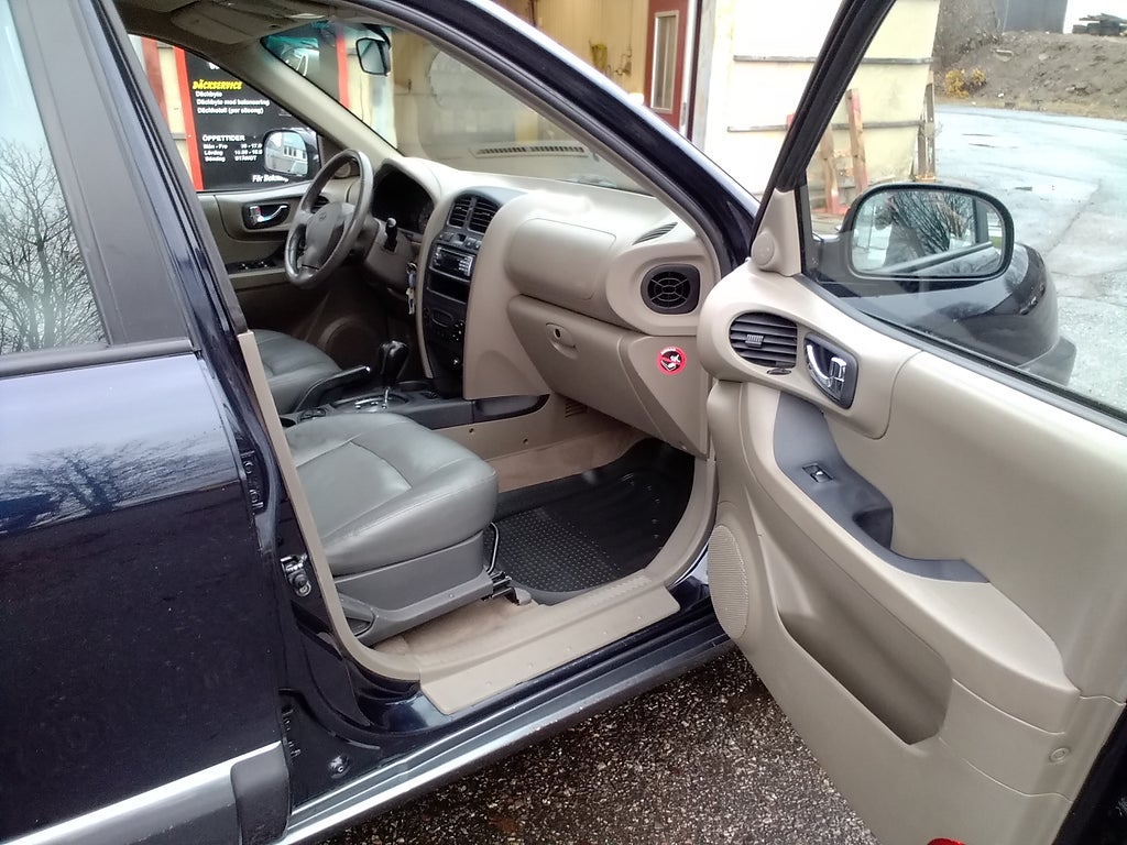 Hyundai Santa Fe 2.7 V6 4WD Automat 173hk