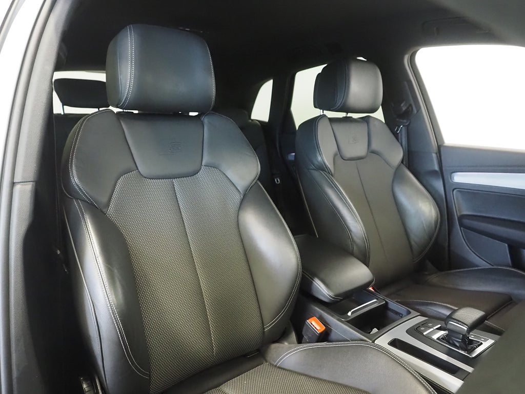 Audi Q5 40 TDI Quattro S Tronic S-Line Kamera D-Värm Dragkrok 2019