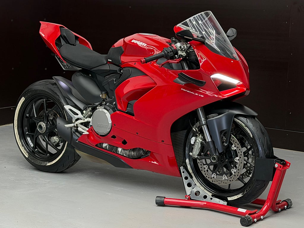 Ducati Panigale V2 DQS ABS Brembo Lågamil Få Ägare 155hk 2020 (Ny Bess)