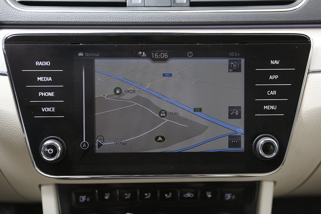 Skoda Superb iV Kombi Plug-in Hybrid Business Edition L&K 2021