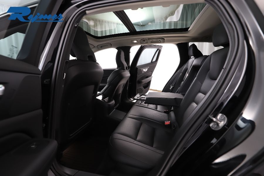 Volvo V60 Recharge T6 II Ultimate Bright 2024, bild 7/92