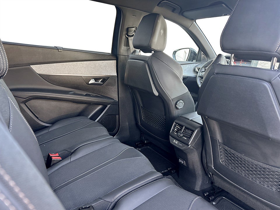 Bild på Peugeot 5008 GT 1.2 PT 130hk Aut 7-SITS B-KAMERA CARPLAY