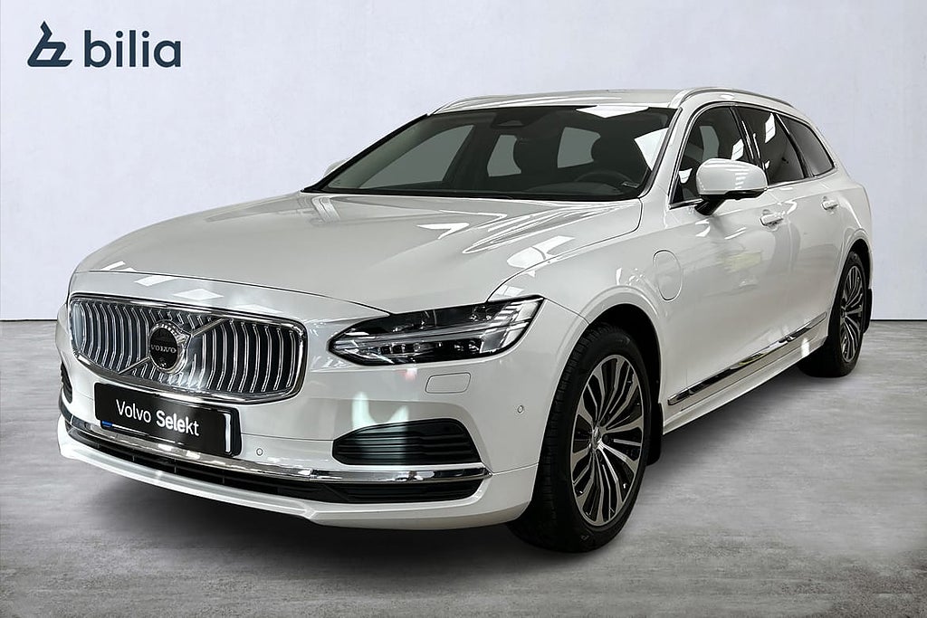 Volvo V90 T6 AWD Core Edition | Drag | 360-kamera | H&K